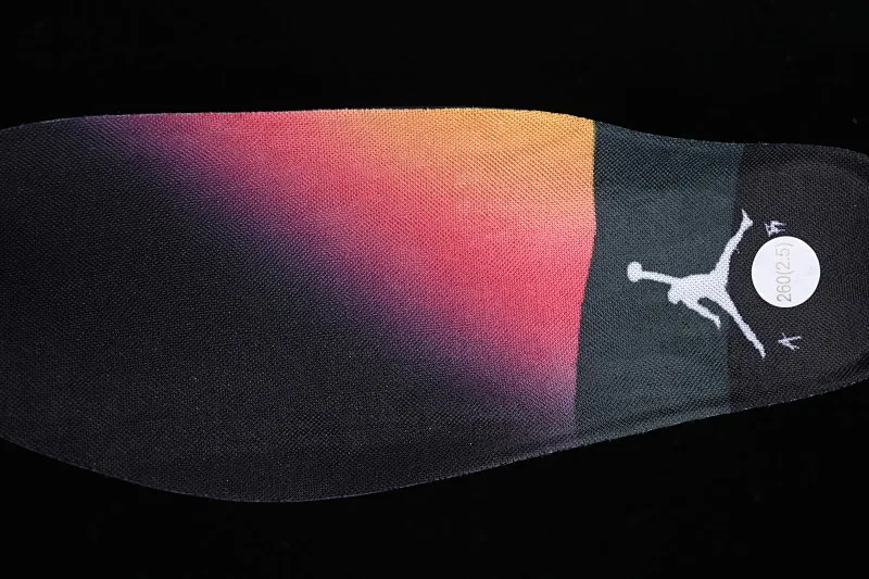 All categories Air Jordan Jordan series basketball shoes Air Jordan 3 OG version J.Balvin x Air Jordan 3 Retro AJ3 Joe 3 rainbow gradient FN0344-901